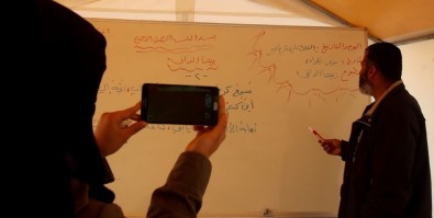 İdlib'de Uzaktan Eğitim Başladı