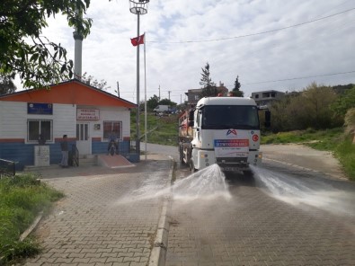 Mersin'in İlçelerinde 2 Bin 700 Kamu Kurumu Ve Ortak Alan Dezenfekte Edildi