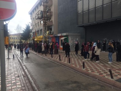 (Özel) Sosyal Yardım Sosyal Mesafeyi Unutturdu