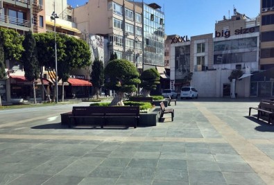 'Seyahat İzin Belgesi Ve Çok Ciddi Mazereti Bulunmayan Hiç Kimse Antalya'ya Gelmeye Kalkmasın'