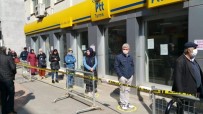 OSMAN KAYMAK - Vali Kaymak Açıklaması 'PTT Önlerinde Sosyal Mesafe Sağlanacak'