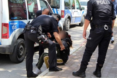 Antalya'da genç kadın dehşeti yaşadı!