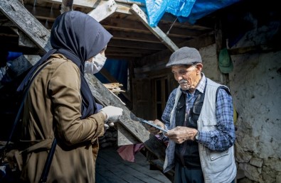 Mersin'de Halk Kart Teslim Noktalarında Korana Virüs Sürecinde Randevulu Sisteme Geçildi
