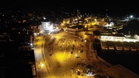 Sokağa Çıkma Kısıtlamasının Sona Ermesiyle Kadıköy Meydanı Boş Kaldı