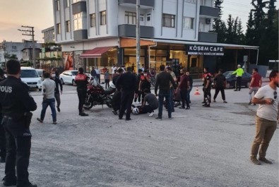 Yunus Ekibi Otomobille Çarpıştı Açıklaması 1 Polis Yaralandı