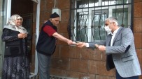 (Özel) Yaşlı Çiftin Biri Bayram İkramiyesini Diğeri De Hac Parasını Bağışladı