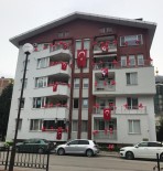 Apartmanı 23 Nisan İçin Süslediler