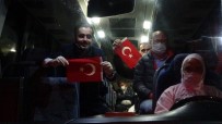 Karantina İçin Uşak'a Getirilen Vatandaşlar Otobüsten Türk Bayrağı Salladı