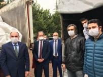 Kayseri'de, Öğretmenler İhtiyacı Olan 500 Aileye Un Dağıttı