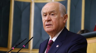 MHP lideri Bahçeli'den sert tepki: Haddini aşan yorumlardan uzak dursun!