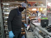 (Özel) Yıkamadığı Parayı Kasasına Koymuyor