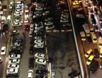 Sebze halinde kilometrelerce kuyruk!