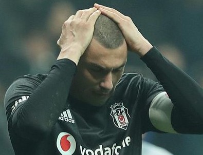 Beşiktaş'ta Burak Yılmaz krizi!