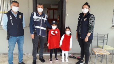Kozan Polisi 155'İ Arayan Minik Hasret'i Yalnız Bırakmadı