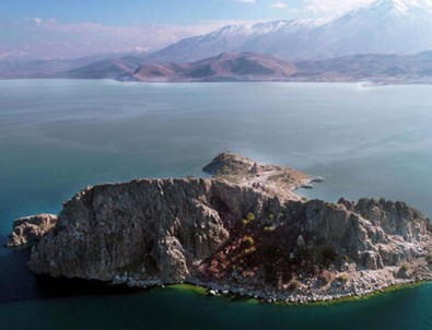 Van Gölü canavarı 131 yıl önce...