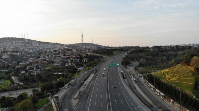 15 Temmuz Şehitler Köprüsü Sessizliğini Koruyor