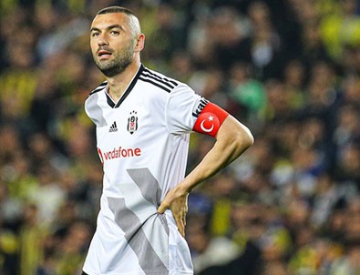 Burak Yılmaz canlı yayında açıkladı: Galatasaray forması öptüm ama...!!!