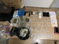 (Özel) İstanbul'da Torbacıların Zula Evindeki Masalı Sistemden Uyuşturucu Fışkırdı