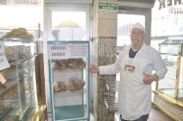 Şuhut'ta Askıda Ekmek Kampanyası İle 'Biz Bize Yeteriz' Dediler