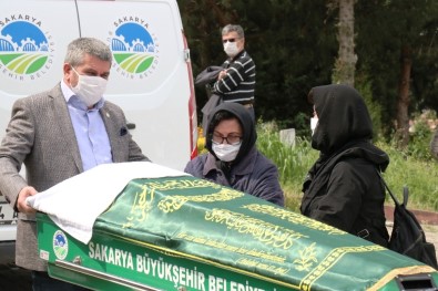Eski TRT Genel Müdürü Demiröz, Sakarya'da Son Yolculuğuna Uğurlandı