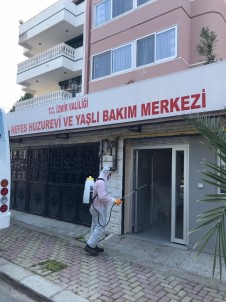 Çiğli'de Huzurevlerine Korona Virüs Temizliği