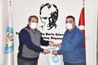 Manisa'da Maskeye Ulaşamayanlara Büyük Kolaylık