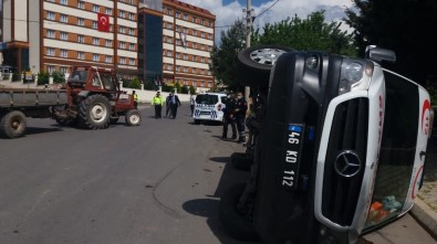 Kahramanmaraş'ta Ambulans İle Traktör Çarpıştı Açıklaması 5 Yaralı