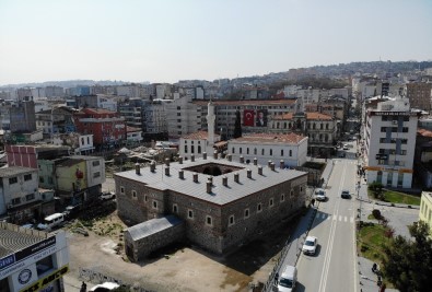511 Yıllık 'Taşhan' Büyükşehir Belediyesi'ne Devredildi