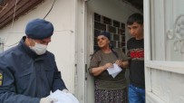 JANDARMA KOMUTANI - Arguvan'da Sosyal Yardımlar Dağıtılmaya Başlandı