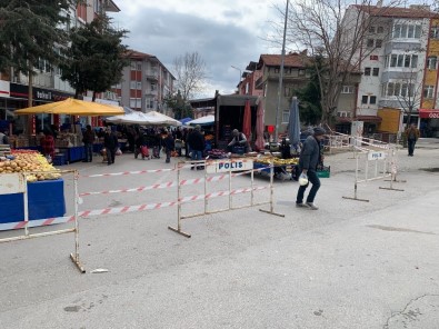 Isparta'daki Pazarlarda Demir Bariyerli Korona Virüs Önlemi