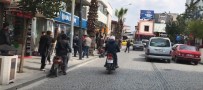 SABIT KAYA - Korona Virüs Tedbirleri Akhisar'ın En İşlek Caddesini Trafiğe Kapattırdı
