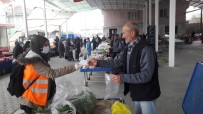 Kuyucak Belediyesi Pazaryerlerinde Esnafa Maske Dağıttı Haberi