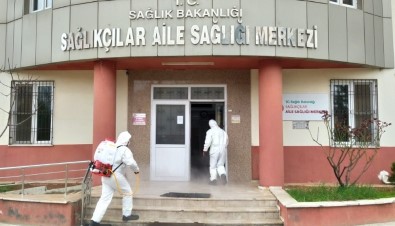 Şahinbey'de Sağlık Merkezleri Dezenfekte Edildi
