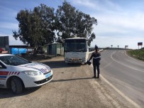 JANDARMA KOMUTANLIĞI - Tarsus Jandarması Koronavirüs Denetimlerini Sürdürüyor