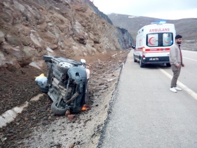 Yağışlı Hava Kazaya Neden Oldu Açıklaması 4 Yaralı