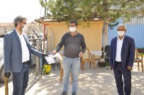 AK Parti Arguvan'da Maske Dağıttı Haberi
