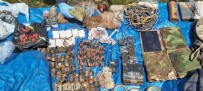 Bingöl'de Bölücü Terör Örgütüne Ait Uyuşturucu Ve Yaşam Malzemesi Ele Geçirildi Haberi