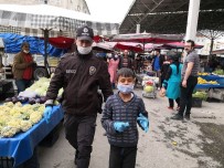 YOĞUN MESAİ - Aksaray'da Polis Ve Bekçiler 20 Yaş Altı Çocuk Ve Gençleri Evlerine Gönderdi