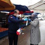 TOPLU ULAŞIM - Alışverişe Çıkan Vatandaşa Maskeler Osmangazi'den