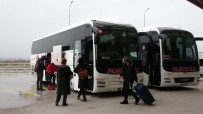 YOLCU TAŞIMACILIĞI - Çanakkale'ye Otobüs Ve Minibüs Girişleri Durduruldu