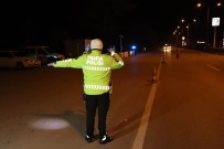 Karaman Polisi, Mersin Ve Konya'ya Giden Sürücüleri Yasak Konusunda Uyardı