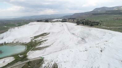 (Özel) Korona Virüs Pamukkale Travertenlerine Yaradı