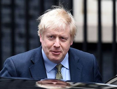 İngiltere Başbakanı hastaneye kaldırıldı!