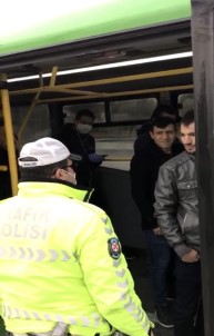 (Özel) İstanbul'da Toplu Taşımada Yasağa Uymayan Sürücülere Ceza Yağdı