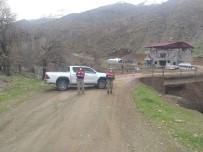 KAYALı - Siirt'te 2 Köy Ve 3 Mezra Korona Virüs Nedeniyle Karantinaya Alındı