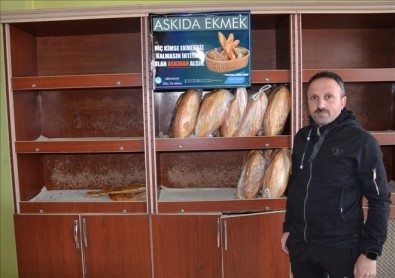 Ülkücüler 'Askıda Ekmek' Uygulaması Başlattı