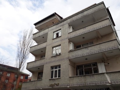 Bağcılar'daki 4 Binaya Karantina