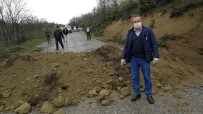 YÖRÜKLER - Bursa Kocaeli Arasındaki Dağ Yolu Toprakla Kapatıldı, Uyanık Sürücüler Yolda Kaldı