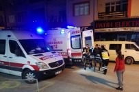 YAŞLI KADIN - Pencereden Düşen Yaşlı Kadın Hastaneye Kaldırıldı