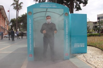 Alanya'da Korona Virüse Karşı Dezenfeksiyon Tüneli Kuruldu